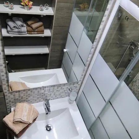 Lm - View Over The Apartment